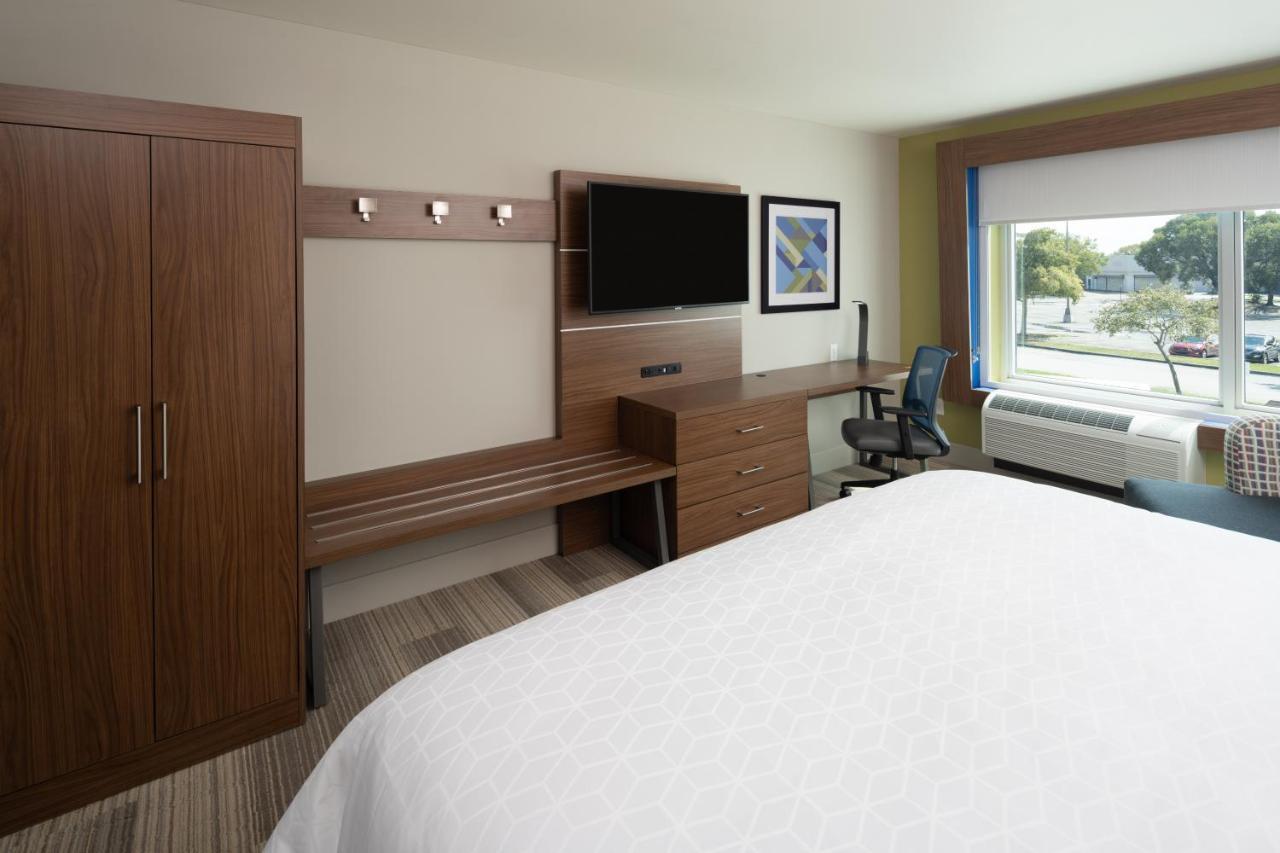 Hotel Express Miami By Ihg 3*